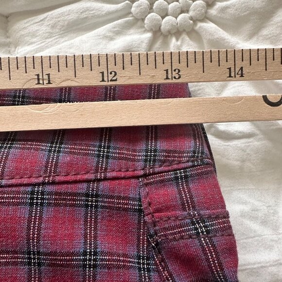 American Eagle Outfitters Hi-Rise Mini Skirt Plaid Maroon Black SZ 00 Preppy - Picture 10 of 11